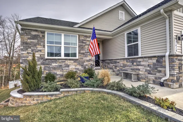 $455,000 | 3619 Twin Lk Boulevard, Locust Grove, VA 22508