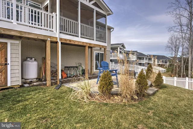 $455,000 | 3619 Twin Lk Boulevard, Locust Grove, VA 22508