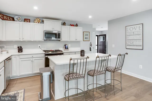 $455,000 | 3619 Twin Lk Boulevard, Locust Grove, VA 22508