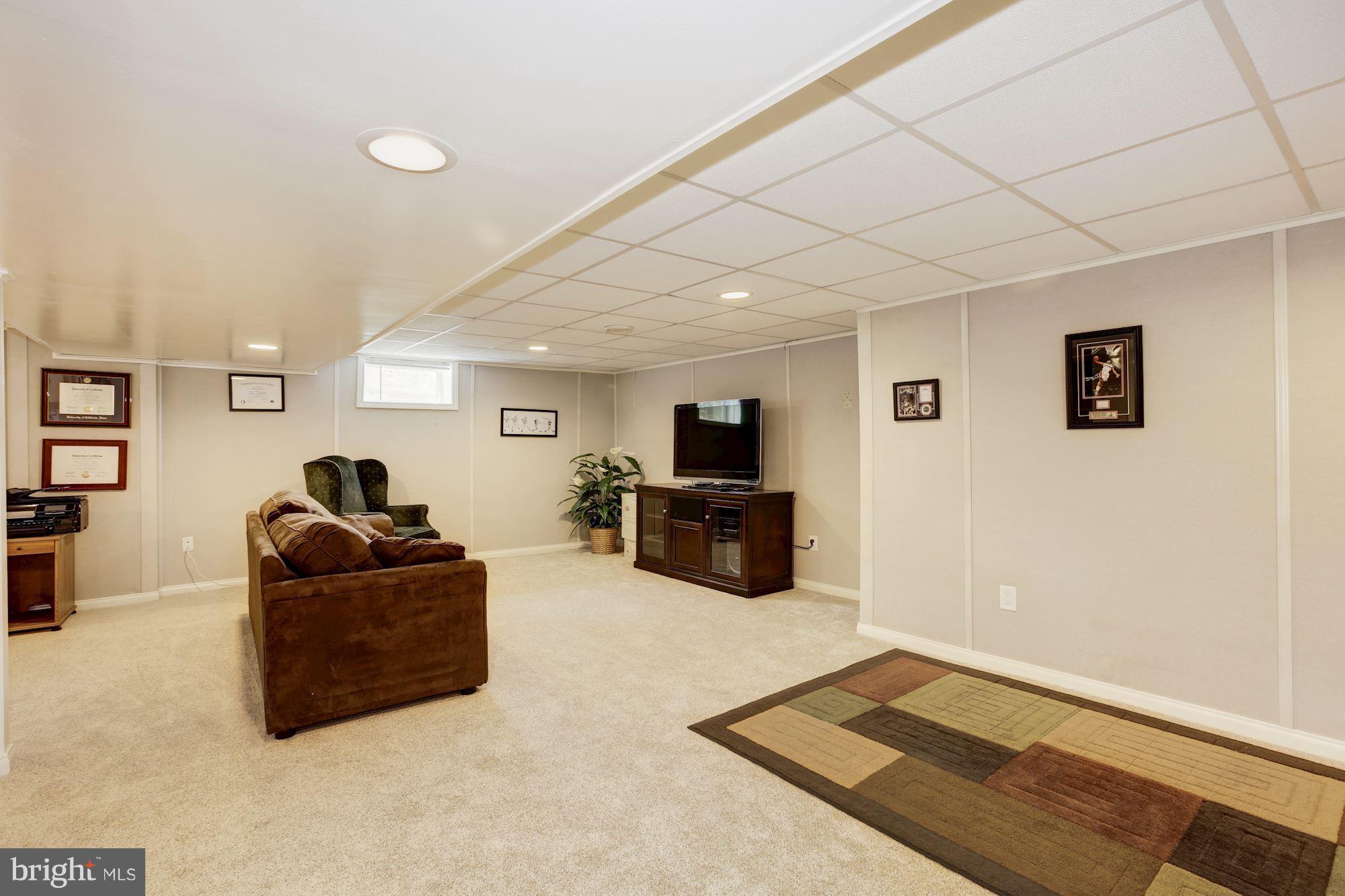 6018 Craig Street Springfield, VA 22150 - Photo 15 of 30 Space for media