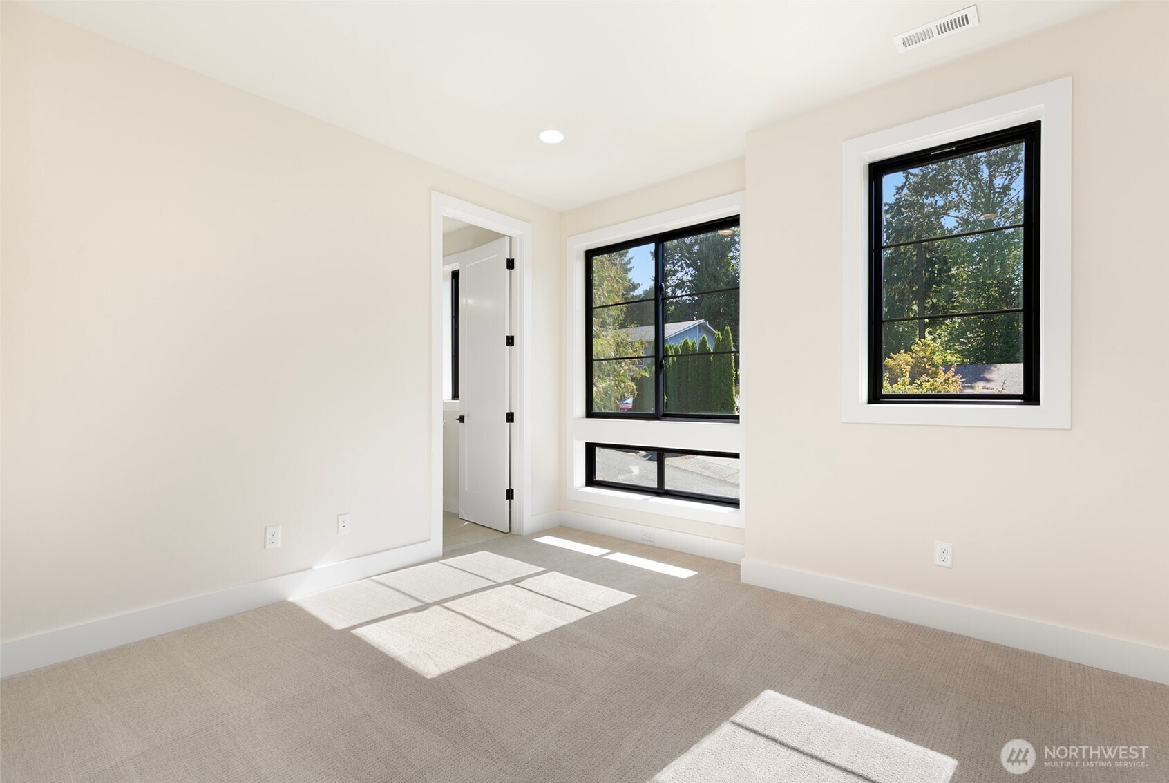 308 124th Place Northeast Bellevue, WA 98005 - Photo 23 of 39 a view of an empty room with a window