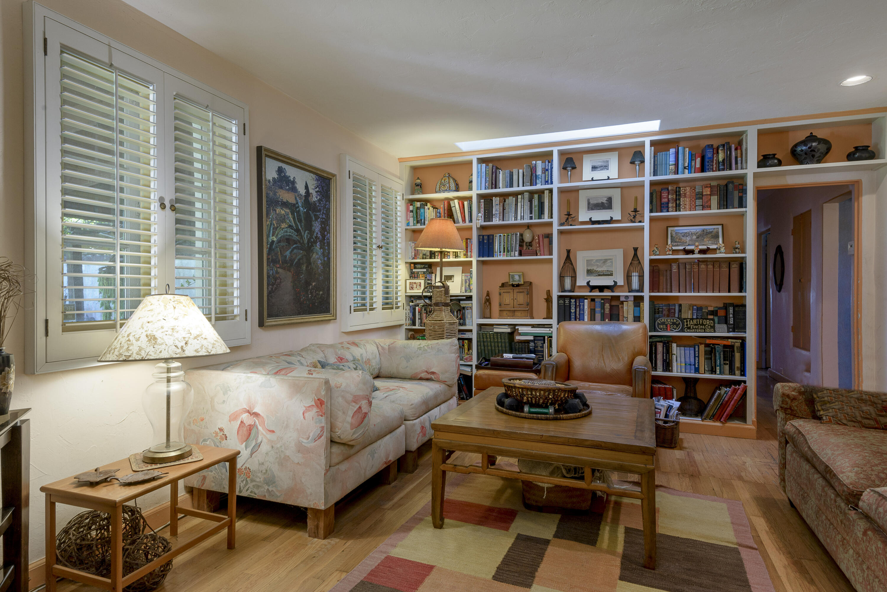 1100 Mesa Road Montecito, CA 93108 - Photo 8 of 18 Library