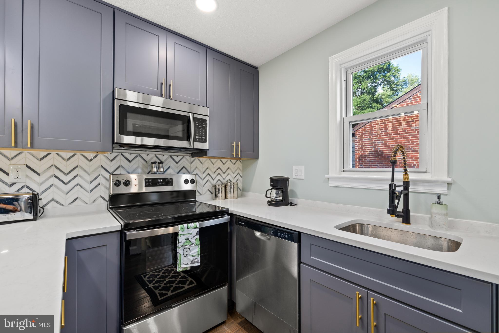 5022 Edgewood Road College Park, MD 20740 - Photo 15 of 44 Kitchen