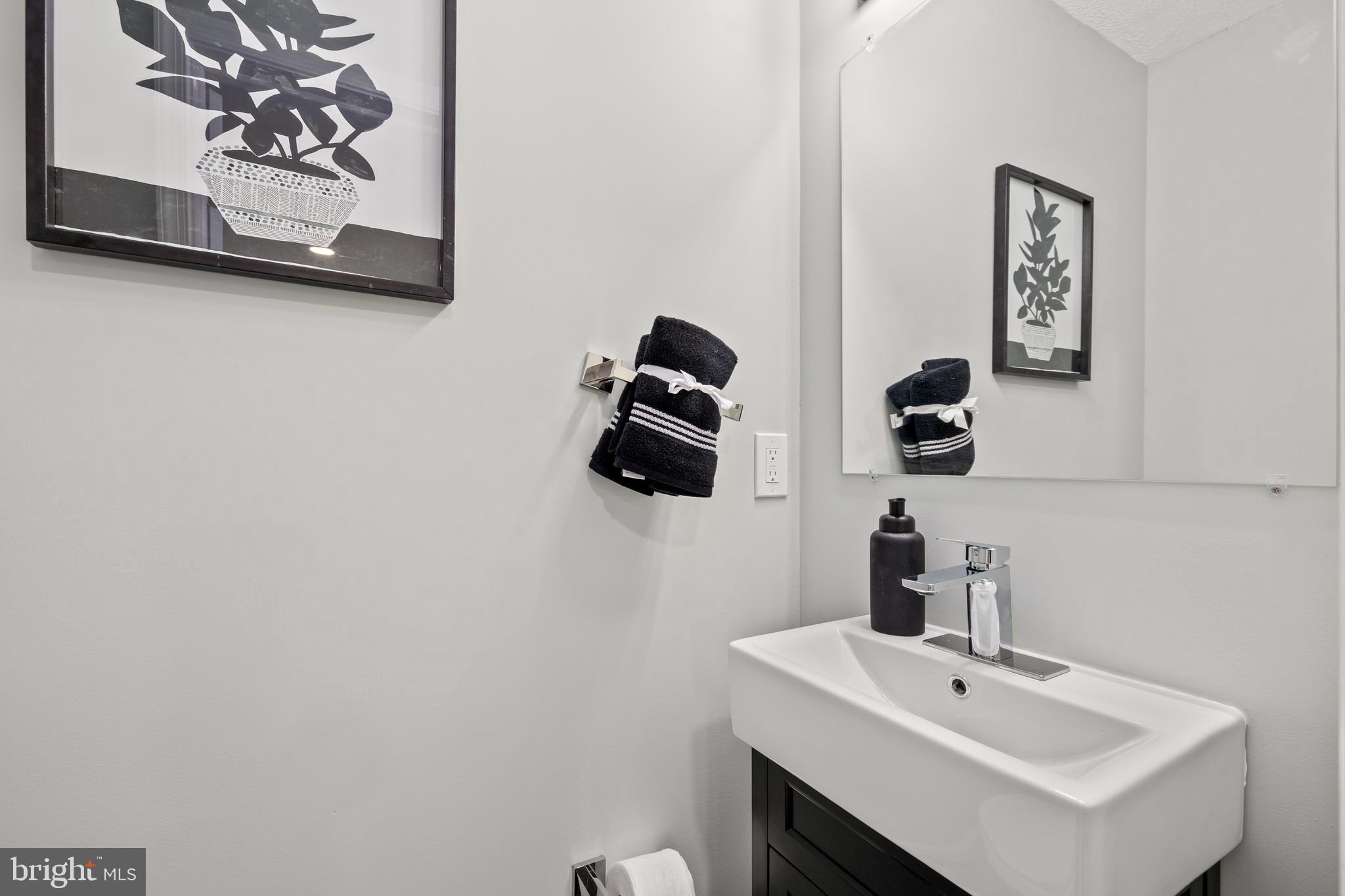 5022 Edgewood Road College Park, MD 20740 - Photo 16 of 44 Main Level Half Bath