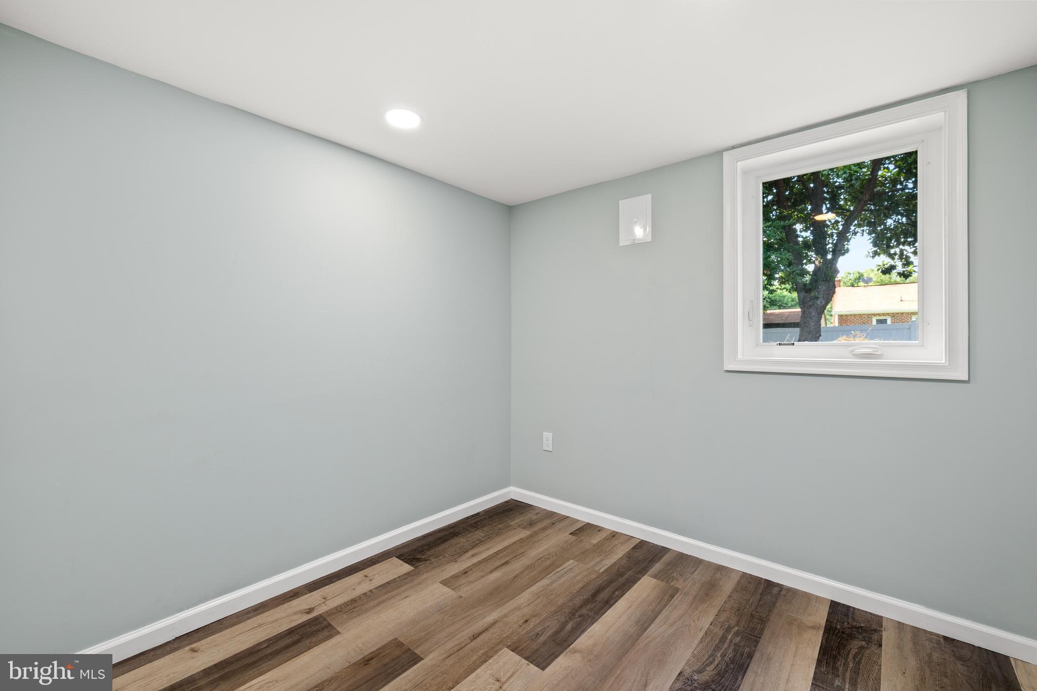 5022 Edgewood Road College Park, MD 20740 - Photo 28 of 44 Lower Level Bedroom