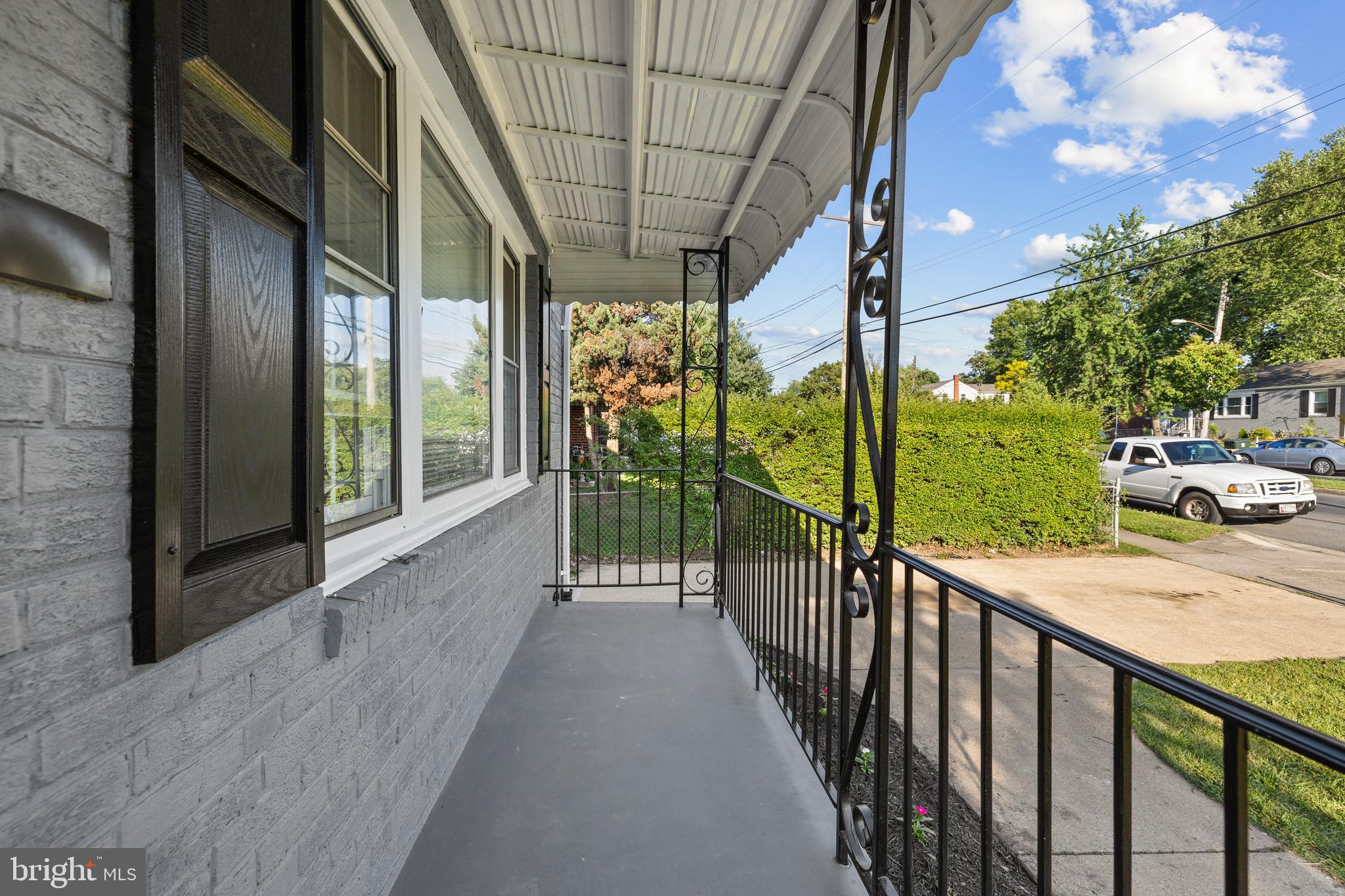 5022 Edgewood Road College Park, MD 20740 - Photo 3 of 44 Front Porch