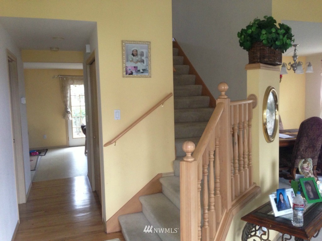 4012 Northeast 18th Street Renton, WA 98056 - Photo 9 of 14