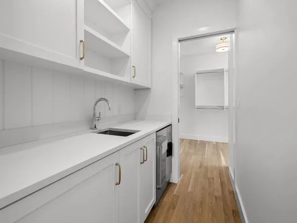 $2,195,000 | 35 Lincoln Street, Hopkinton, MA 01748
