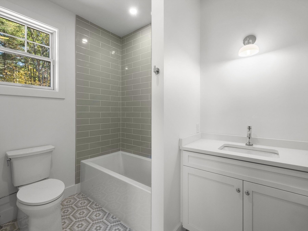 35 Lincoln Street Hopkinton, MA 01748 - Photo 36 of 42