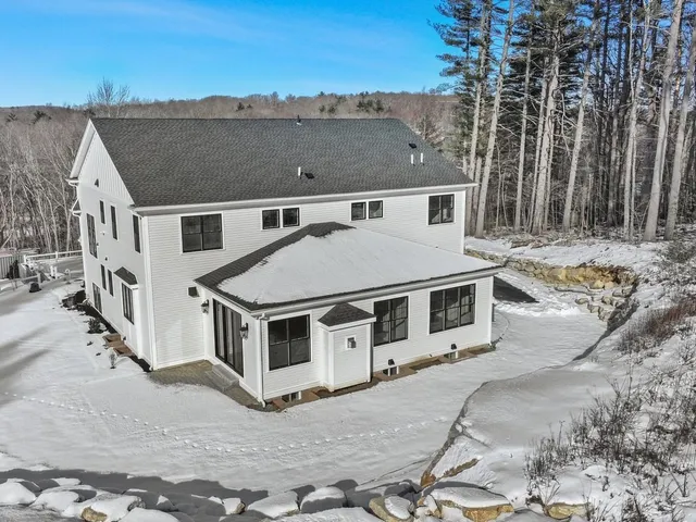 $2,300,000 | 35 Lincoln Street, Hopkinton, MA 01748