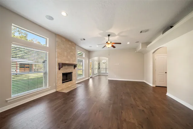 $750,000 | 17709 Terrace Oaks Drive, Waller, TX 77484