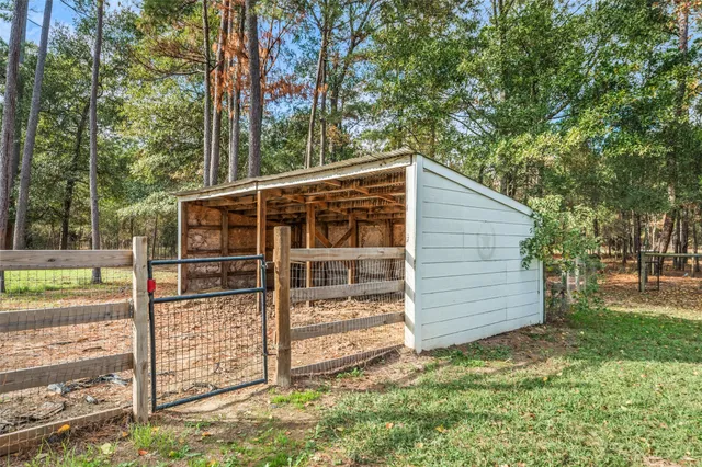 $750,000 | 17709 Terrace Oaks Drive, Waller, TX 77484