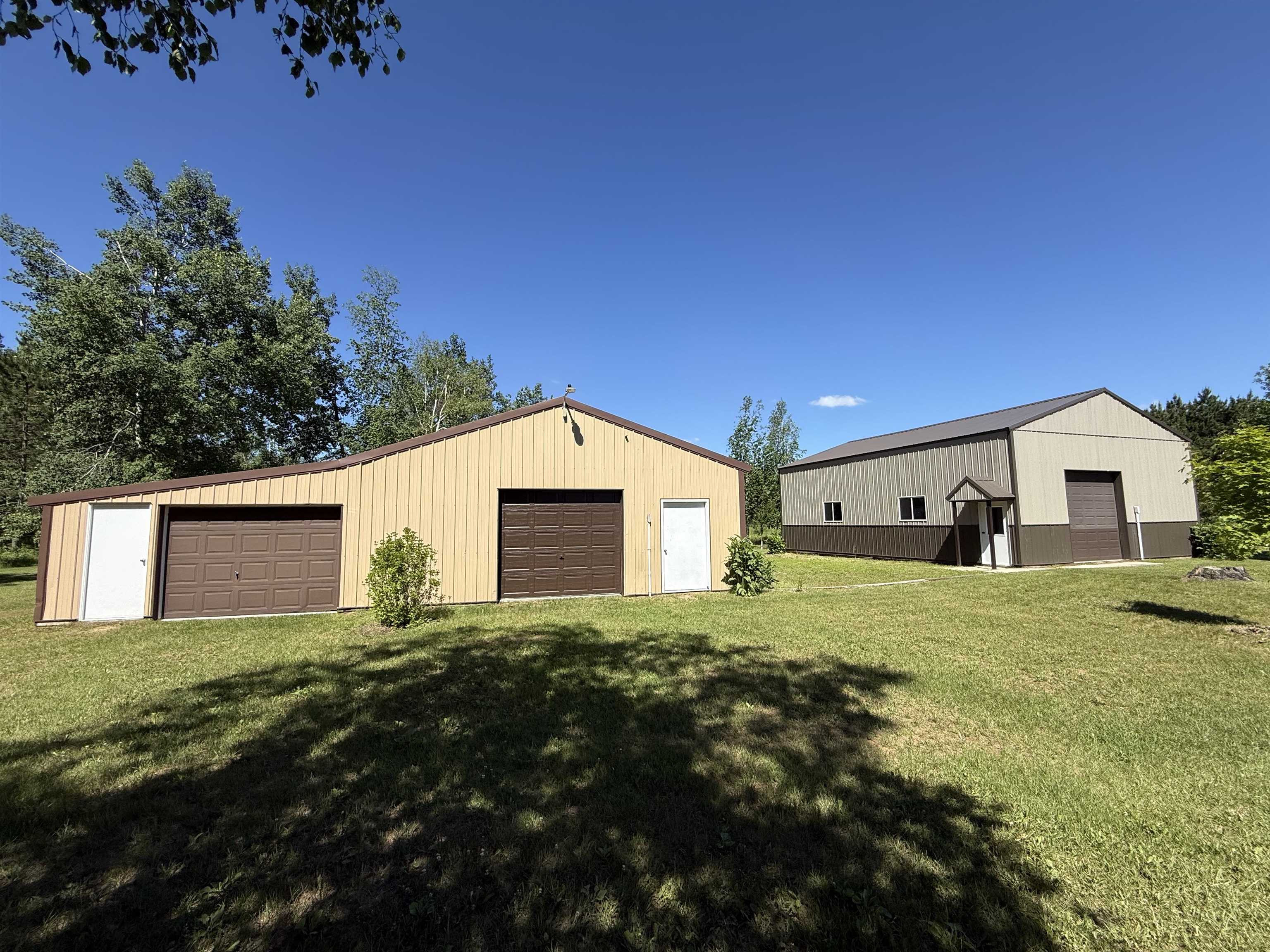 N6392 Blueberry Road Gresham, WI 54128 - Photo 3 of 28