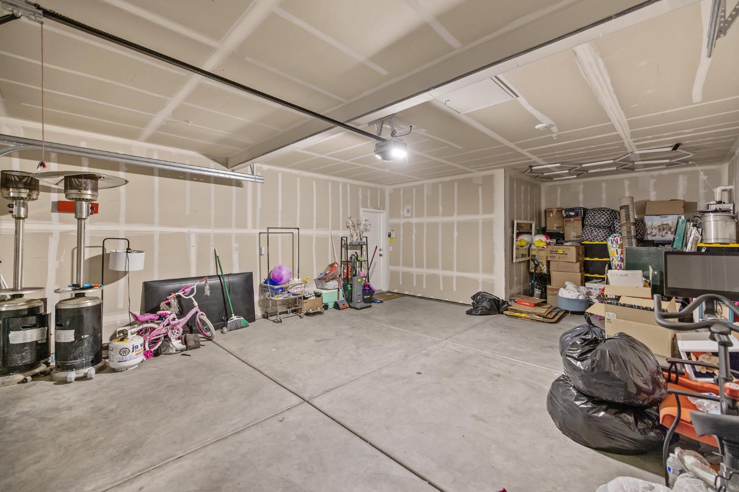 2409 Pepperdine Street Lemoore, CA 93245 - Photo 47 of 50