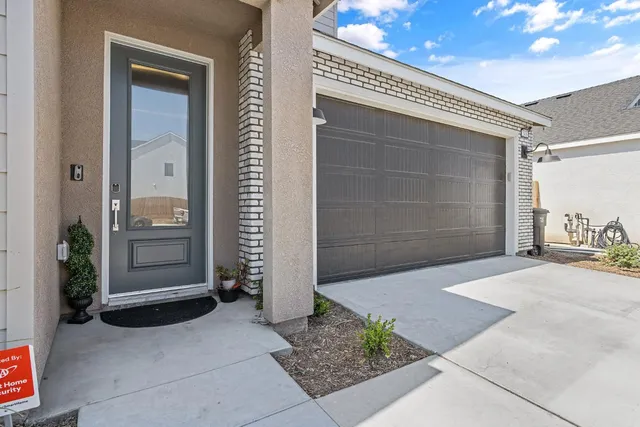 $520,000 | 2409 Pepperdine Street, Lemoore, CA 93245