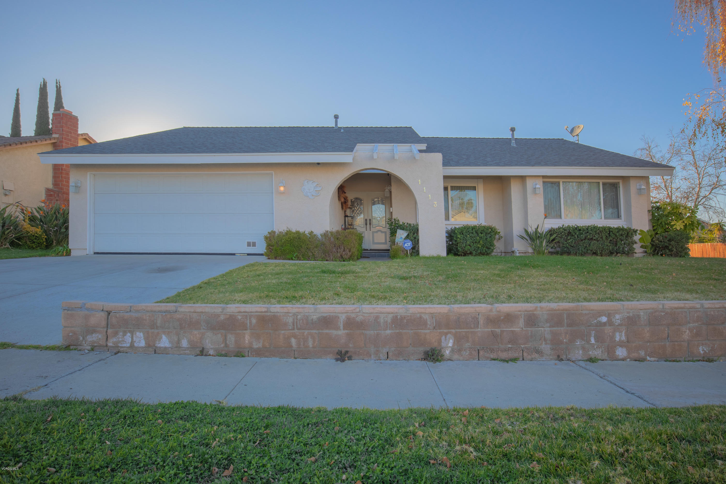 1113 Waltham Road Simi Valley, CA 93065 - Photo 1 of 20 a view of a yard in front of a house