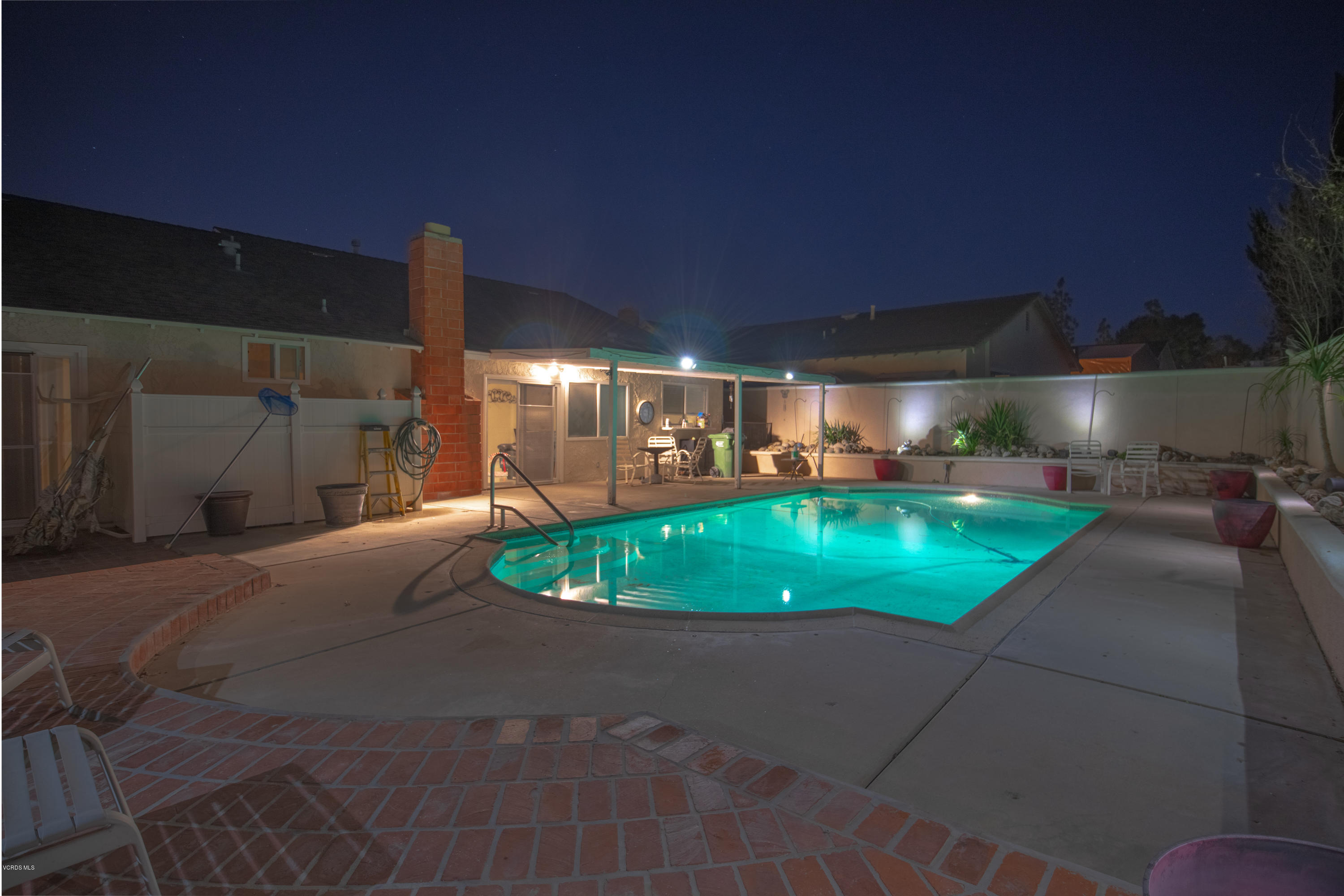 1113 Waltham Road Simi Valley, CA 93065 - Photo 18 of 20