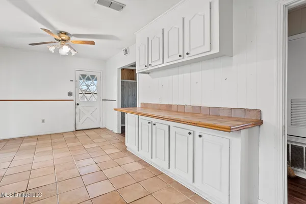 $70,000 | 322 Beverly Circle, Crystal Springs, MS 39059