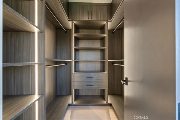 a view of walk in closet