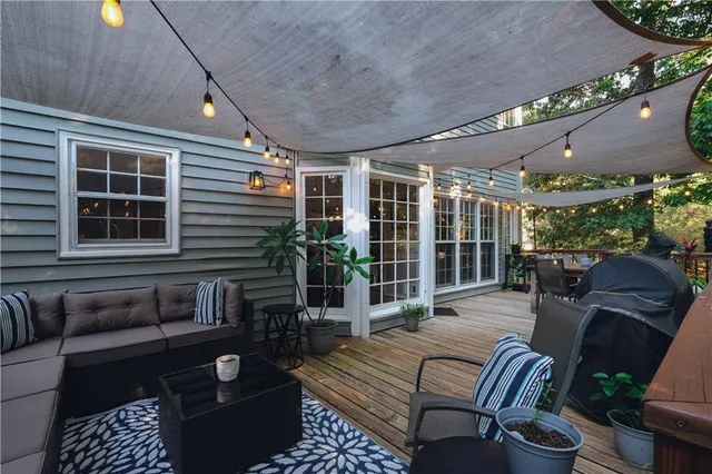 $585,000 | 3341 Danielle Way, Suwanee, GA 30024