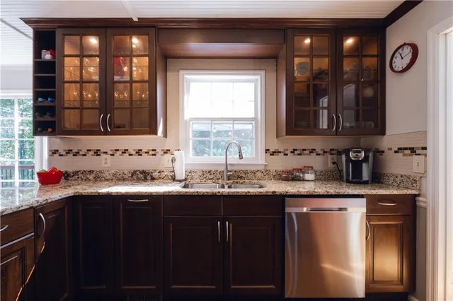 $585,000 | 3341 Danielle Way, Suwanee, GA 30024