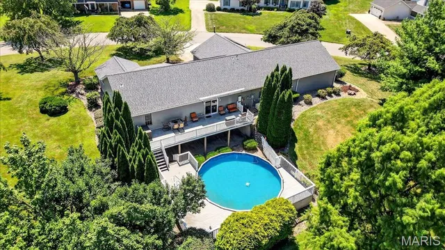 $644,800 | 102 Windy Hill, Lebanon, IL 62254