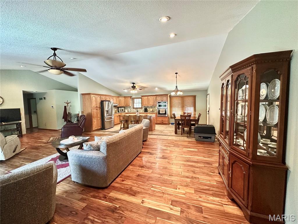 102 Windy Hill Lebanon, IL 62254 - Photo 15 of 46