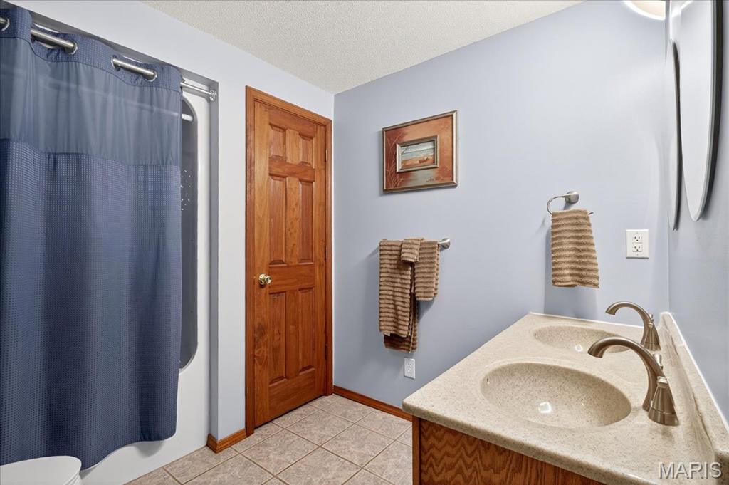 102 Windy Hill Lebanon, IL 62254 - Photo 33 of 46