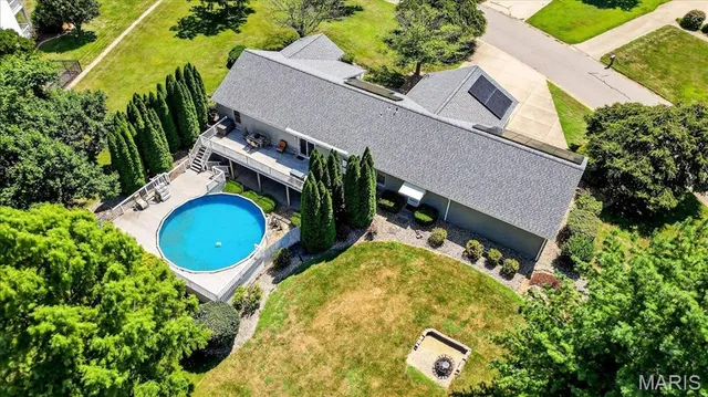 $599,900 | 102 Windy Hill, Lebanon, IL 62254