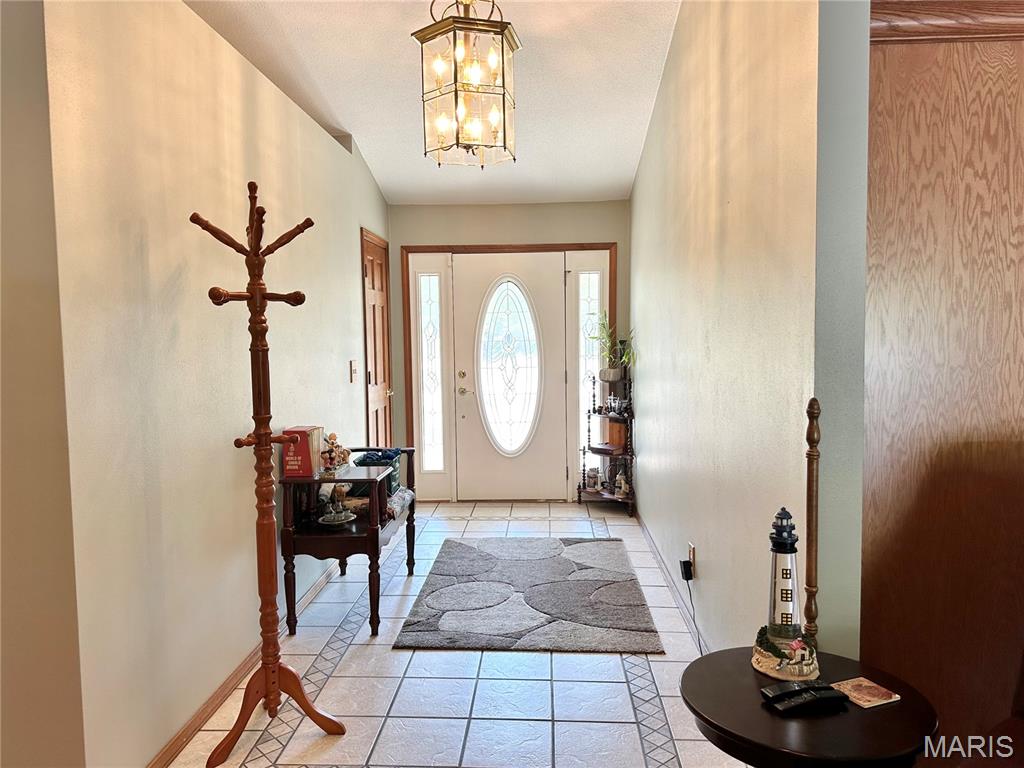 102 Windy Hill Lebanon, IL 62254 - Photo 6 of 47