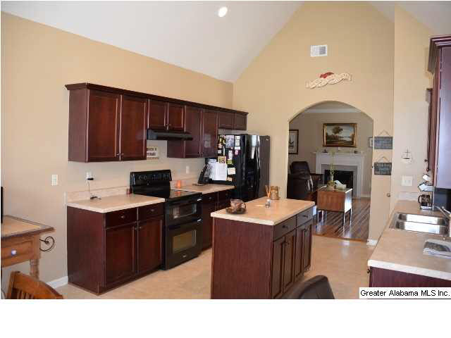 2135 Timberline Drive Calera, AL 35040 - Photo 10 of 16