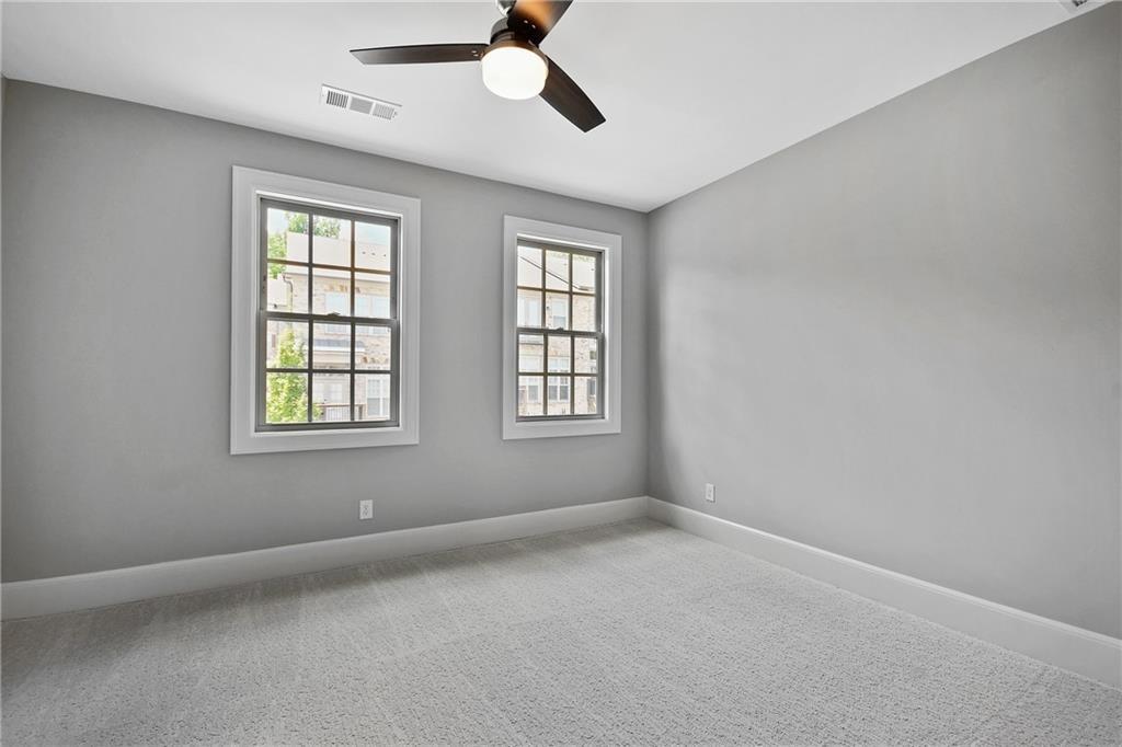 3530 Vermillion View Suwanee, GA 30024 - Photo 28 of 46