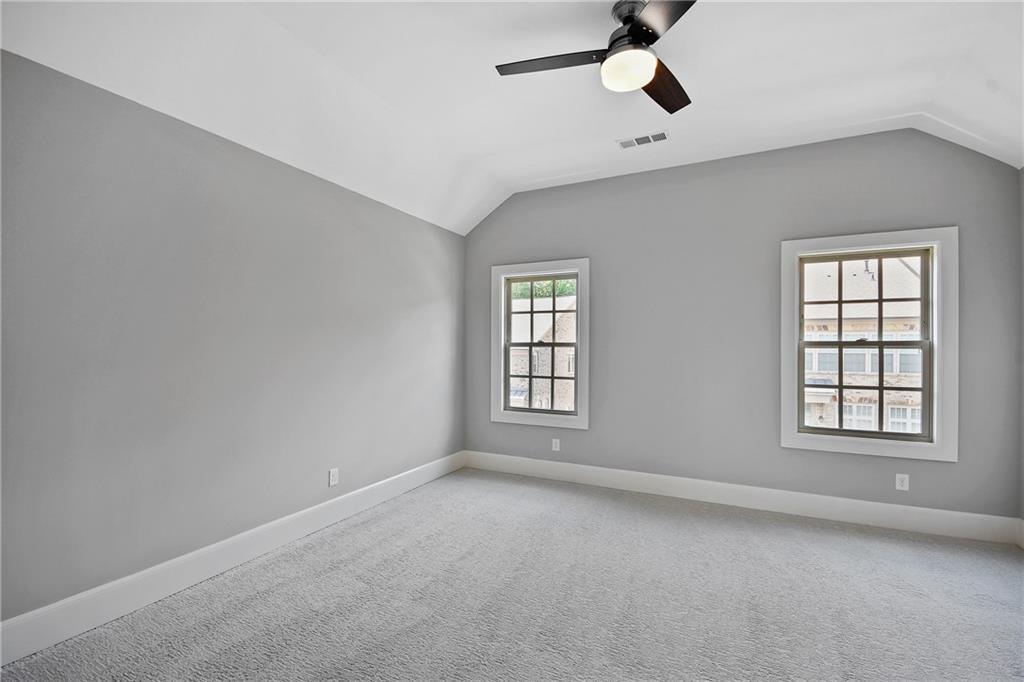 3530 Vermillion View Suwanee, GA 30024 - Photo 32 of 46