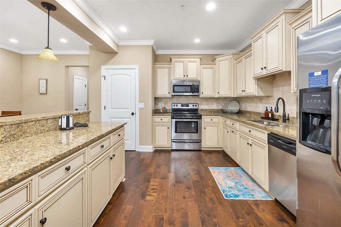 902 Reserve Lane St. Simons Island, GA 31522 - Photo 5 of 28