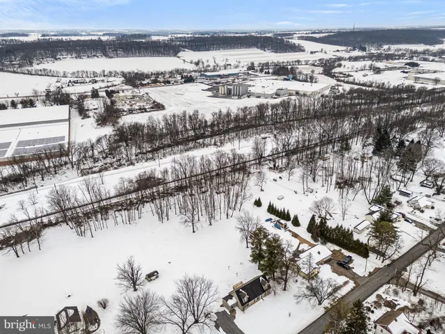 $354,900 | 3096 Upper Valley Road, Parkesburg, PA 19365