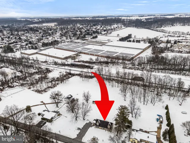 $354,900 | 3096 Upper Valley Road, Parkesburg, PA 19365