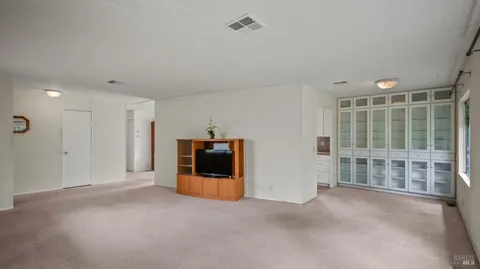 $199,000 | 800 Las Palmas Avenue, Novato, CA 94949