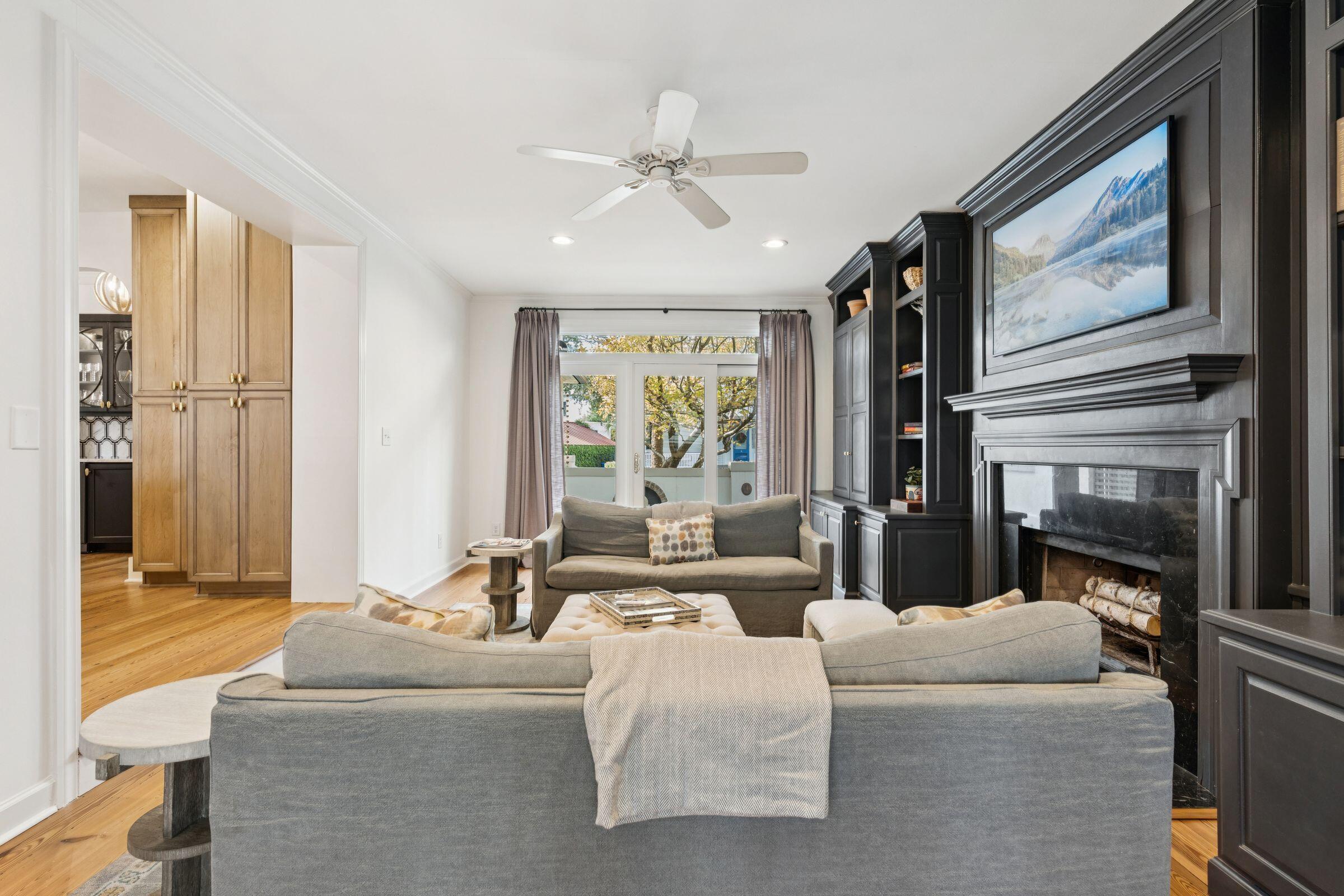 22 Limehouse Street Charleston, SC 29401 - Photo 12 of 48 22LimehouseSt-KeenEyeMarketing-032