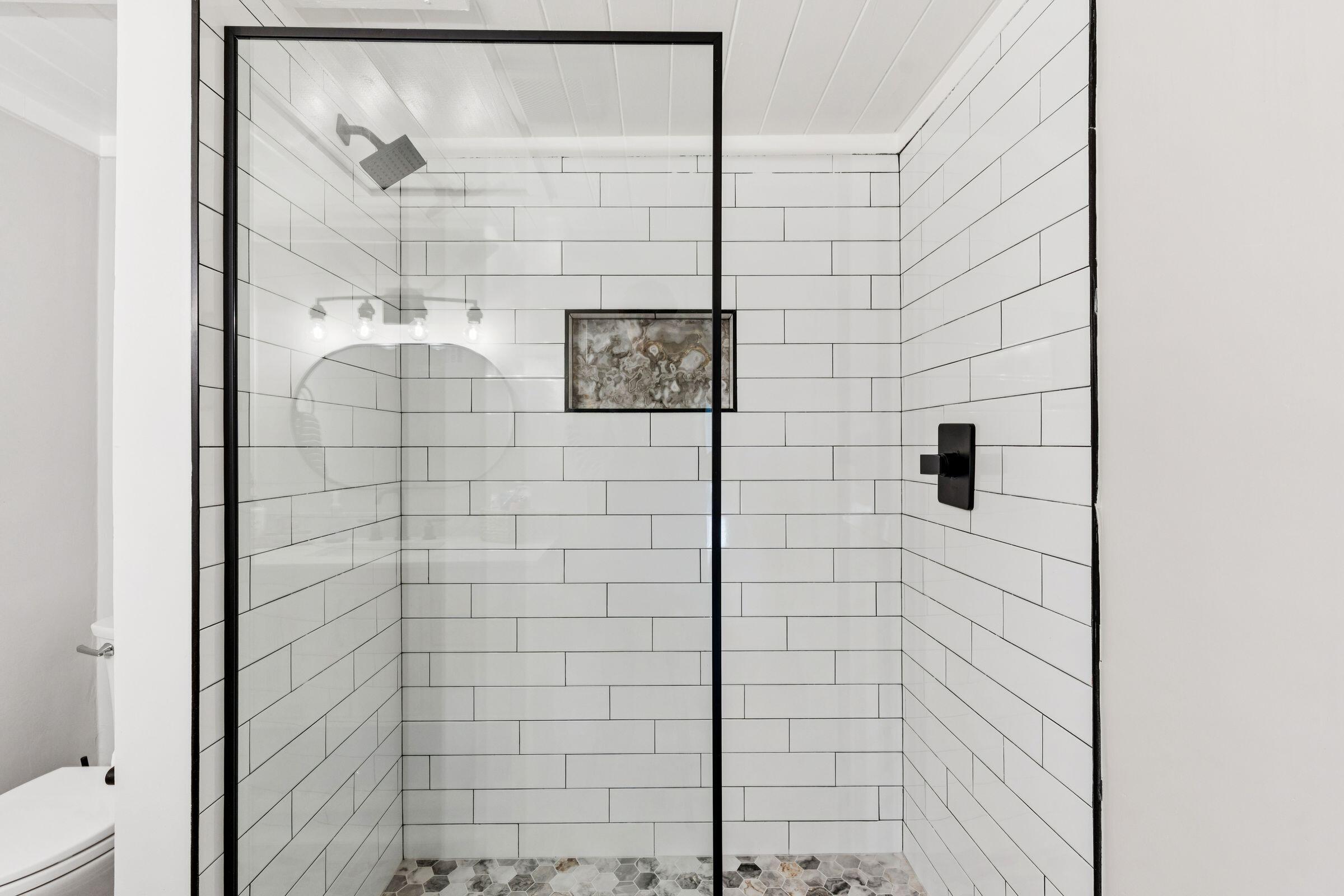 22 Limehouse Street Charleston, SC 29401 - Photo 37 of 48 22LimehouseSt-KeenEyeMarketing-056