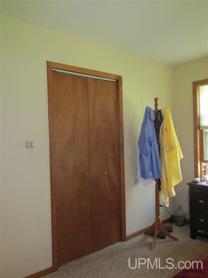 6388 L L.5 Road Gladstone, MI 49837 - Photo 21 of 49