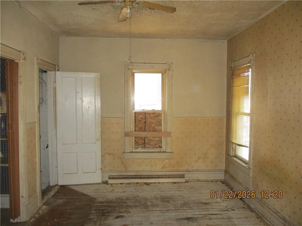 468 East Jefferson Street Butler, PA 16001 - Photo 15 of 21