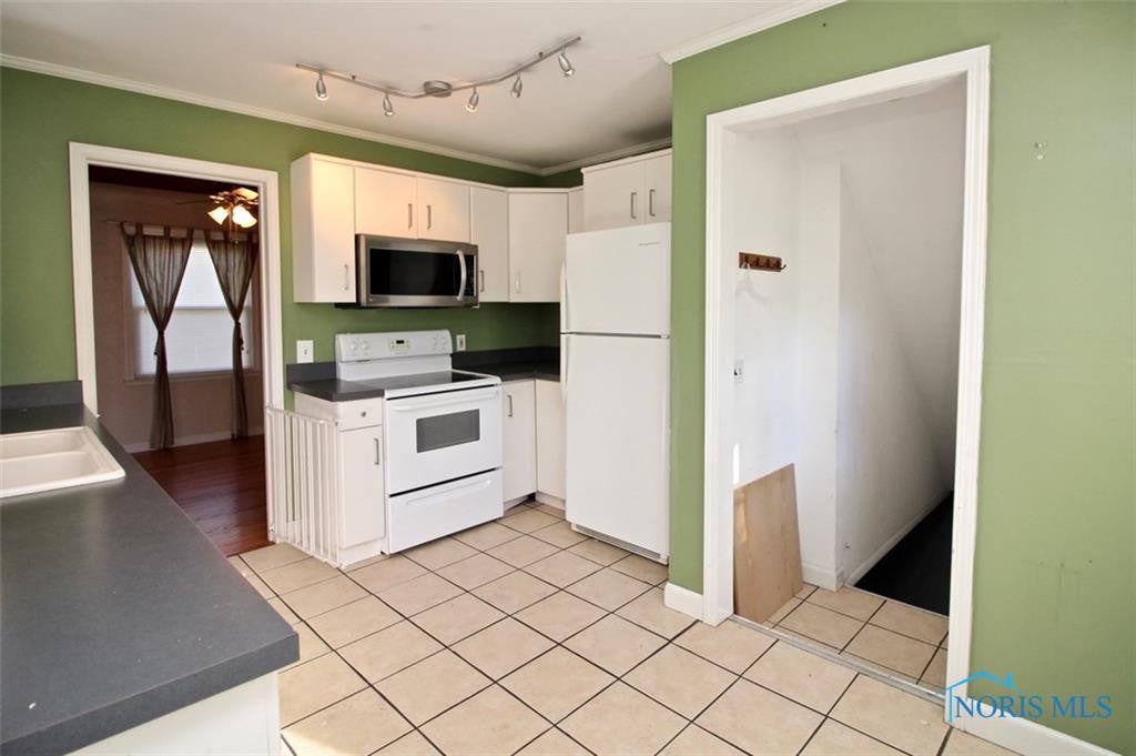 3613 Bellevue Road Toledo, OH 43613 - Photo 11 of 33 Gallery Image 11