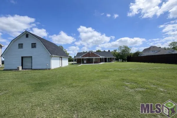 $325,000 | 4126 Bayouside Drive, Houma, LA 70363