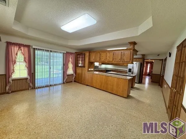 $325,000 | 4126 Bayouside Drive, Houma, LA 70363