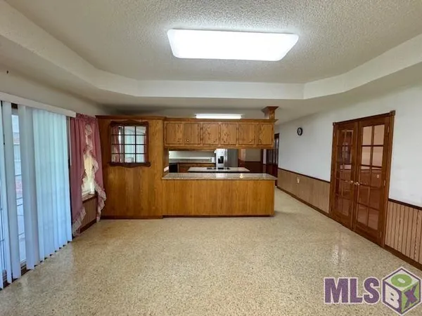 $325,000 | 4126 Bayouside Drive, Houma, LA 70363