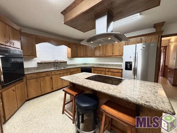 $325,000 | 4126 Bayouside Drive, Houma, LA 70363