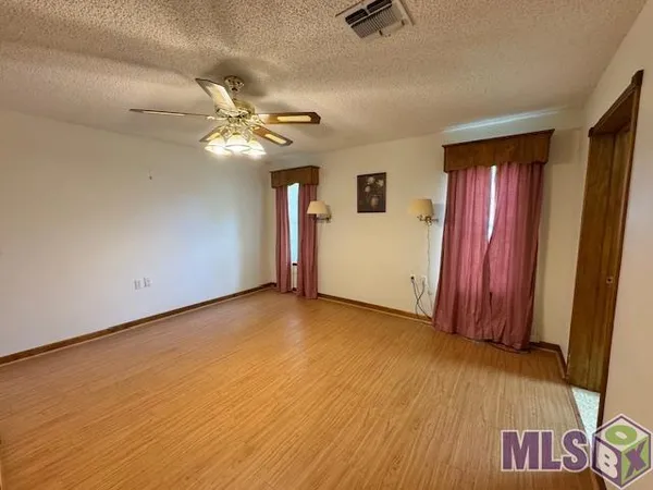 $325,000 | 4126 Bayouside Drive, Houma, LA 70363