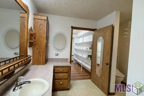 $325,000 | 4126 Bayouside Drive, Houma, LA 70363