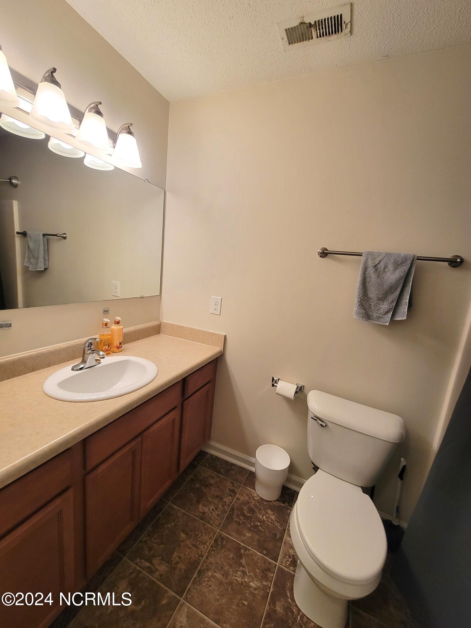 121 Gamble Way Hubert, NC 28539 - Photo 10 of 31 20240602_140158