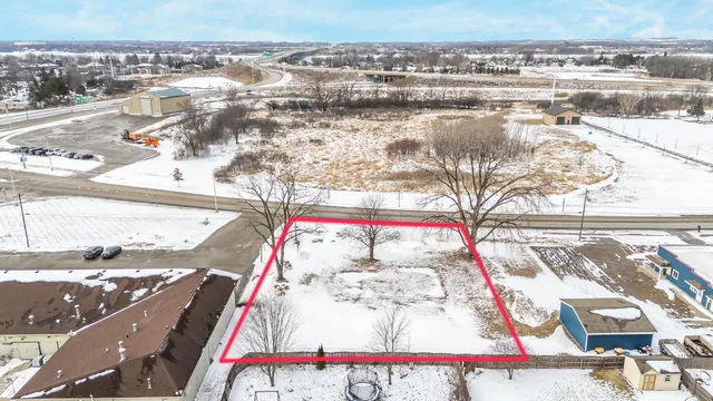 $110,000 | Racine Road, Menasha, WI 54952